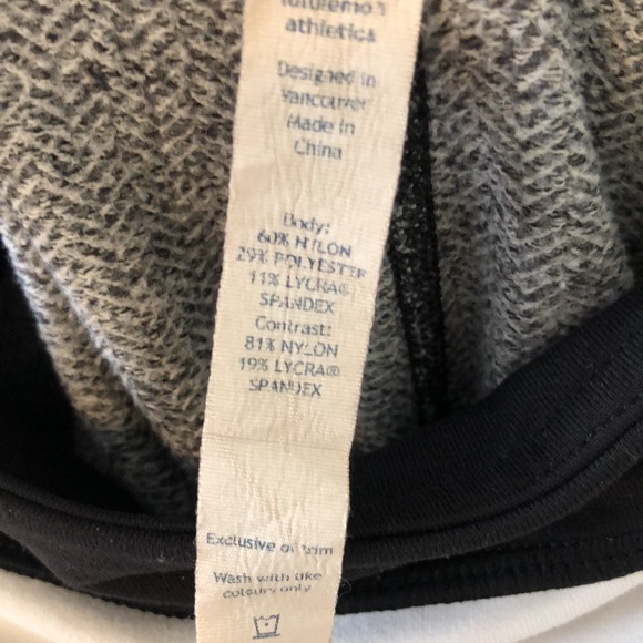 Lululemon - Picture 9 of 11